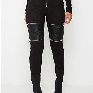 Women’s Black Suede Motto Leggings